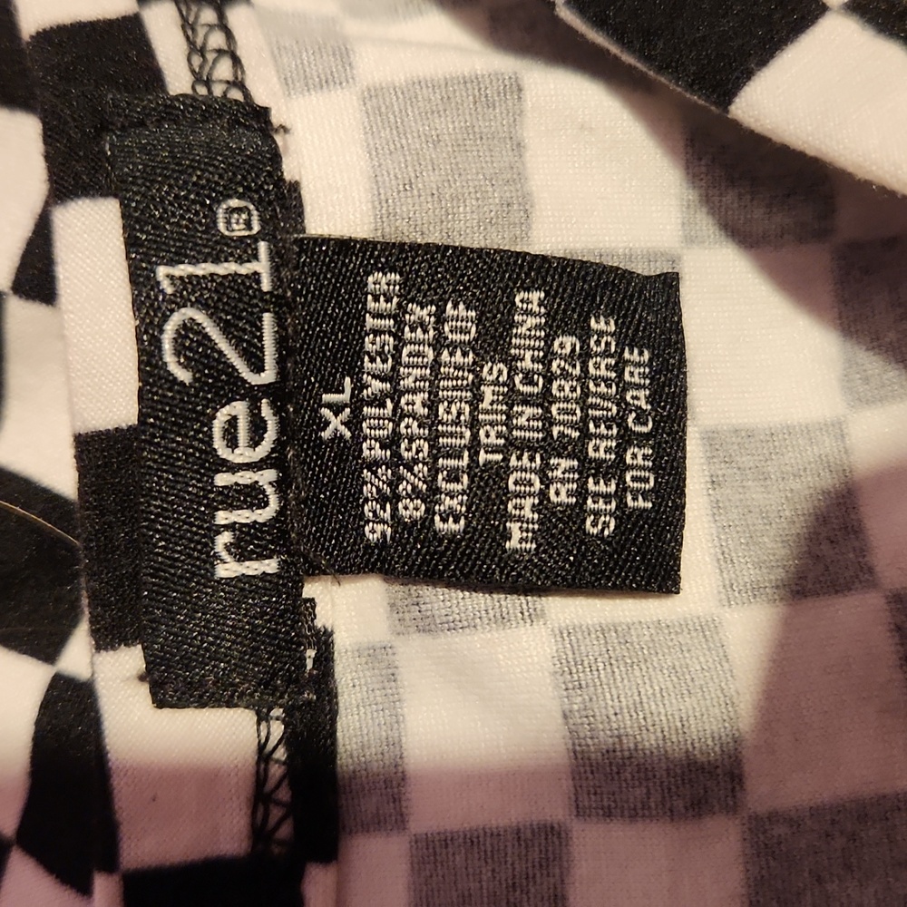 Rue21 Checkered Top - Picture 3 of 4